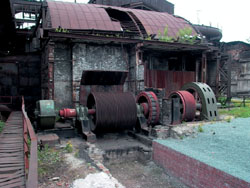 Transmission line, rolling mill, 1924 (small pulley with electric engine, fragment). Rolling production exposition, works museum